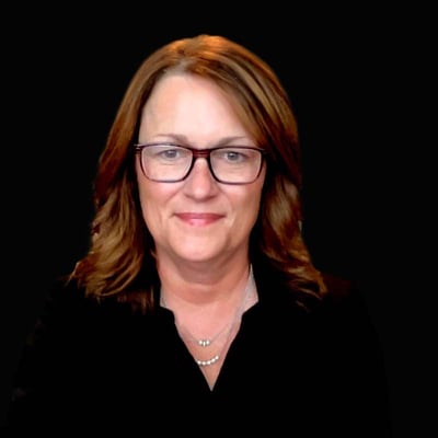Amy Kline headshot