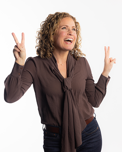 Employee-Photos_Fun_400x500_0031_VanDerHart_Sarah